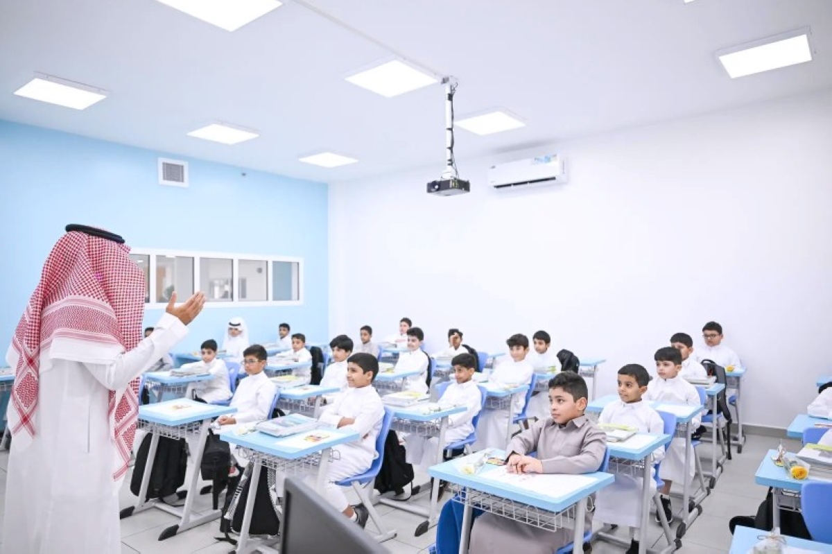 التعليم تشدد على الالتزام بمعايير الجدول في التعليم المدمج
