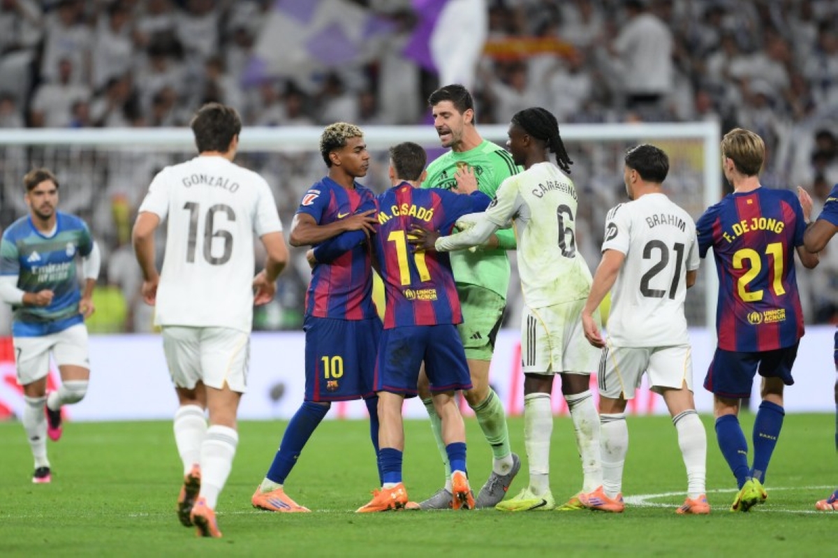ريال مدريد ينتصر في كلاسيكو البرنابيو وبيدري يثير الجدل