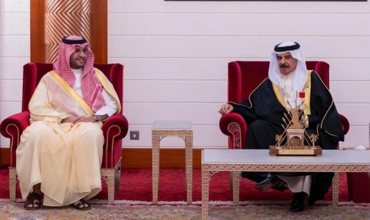 زيارة تركي بن محمد بن فهد لملك البحرين: تفاصيل اللقاء