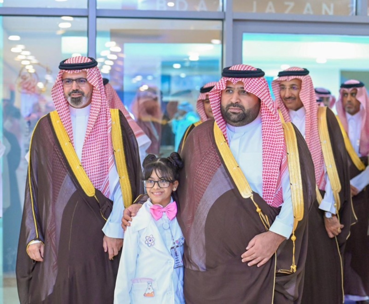 أمير جازان يدشن معرض إبداع جازان 2026 للأولمبياد العلمي