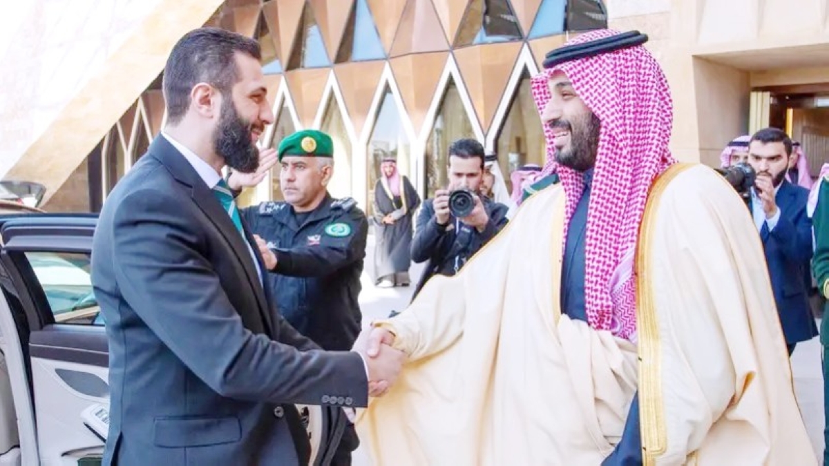 تعزيز التعاون الاقتصادي بين ولي العهد والرئيس السوري