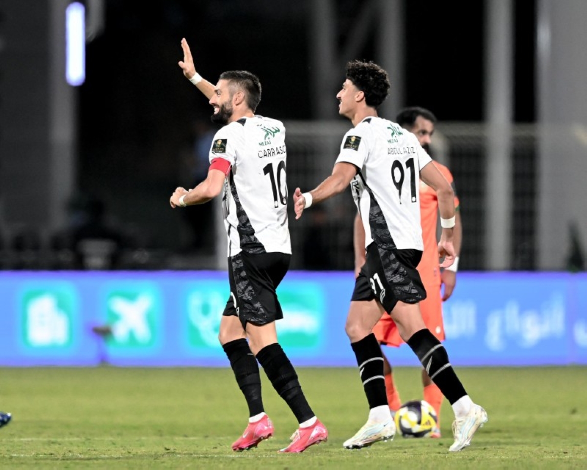 الشباب يتأهل بصعوبة في كأس الملك بعد فوزه على الحزم