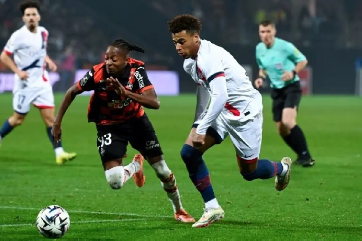 تعادل مخيب لباريس سان جيرمان أمام لوريان في الدوري الفرنسي