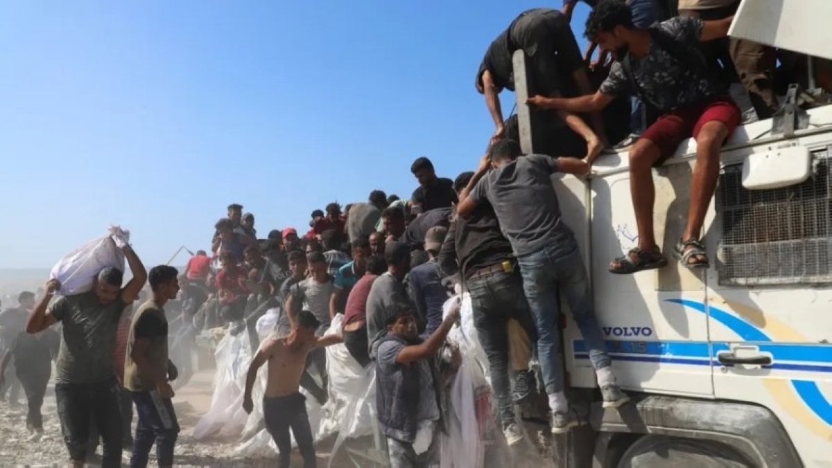 إسرائيل تعيق المساعدات الإنسانية لغزة: تقارير منظمات