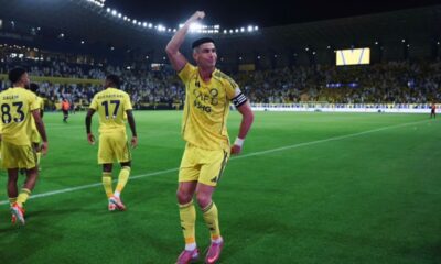 النصر يتصدر الدوري: أرقام قياسية ومنافسة ذاتية