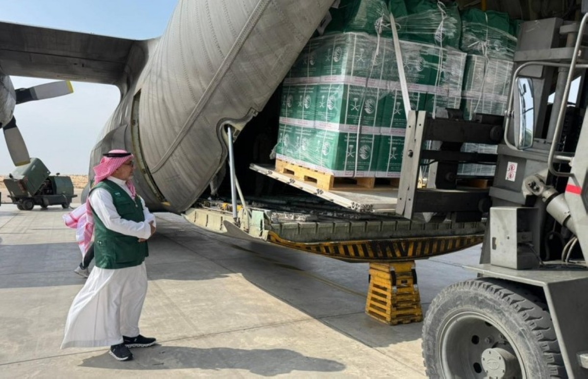 السعودية ترسل الطائرة الإغاثية الـ71 لدعم غزة