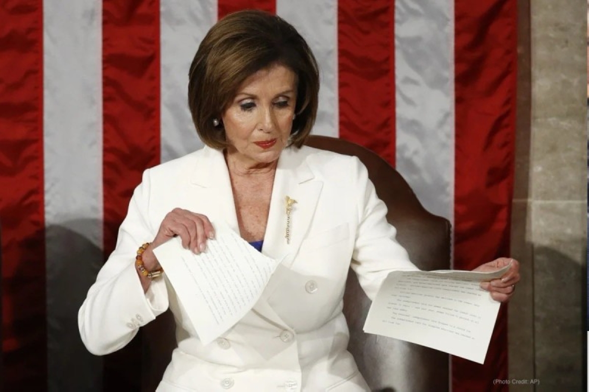 بيلوسي والسياسة الأمريكية: هل حان وقت الاعتزال؟