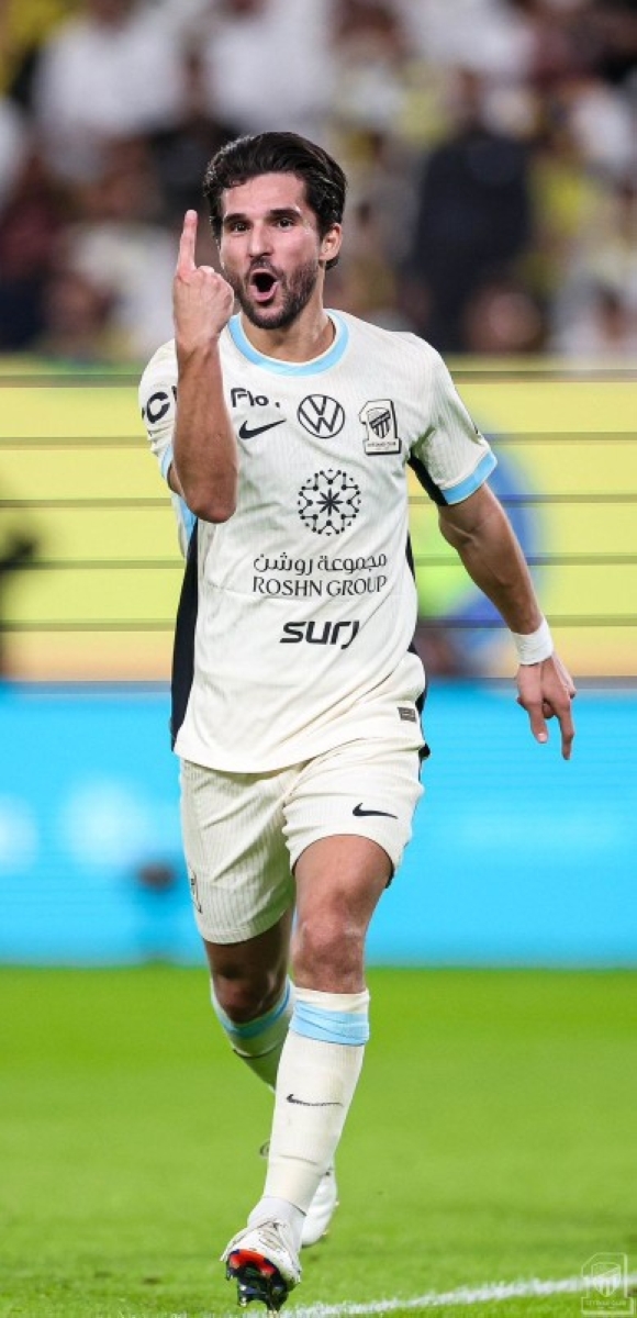 الأهلي والاتحاد: مواجهة خليجية آسيوية مثيرة