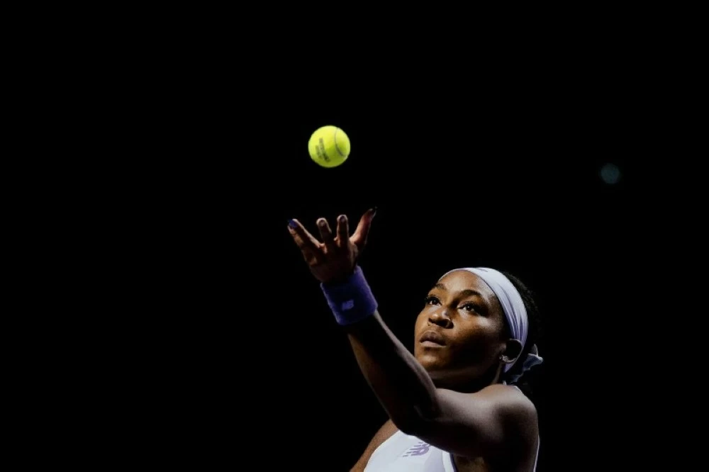 انتصارات بارزة في نهائيات رابطة محترفات التنس بالرياض