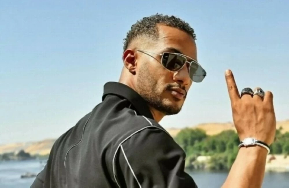 سجن محمد رمضان عامين بسبب عرض "رقم واحد" دون تصريح