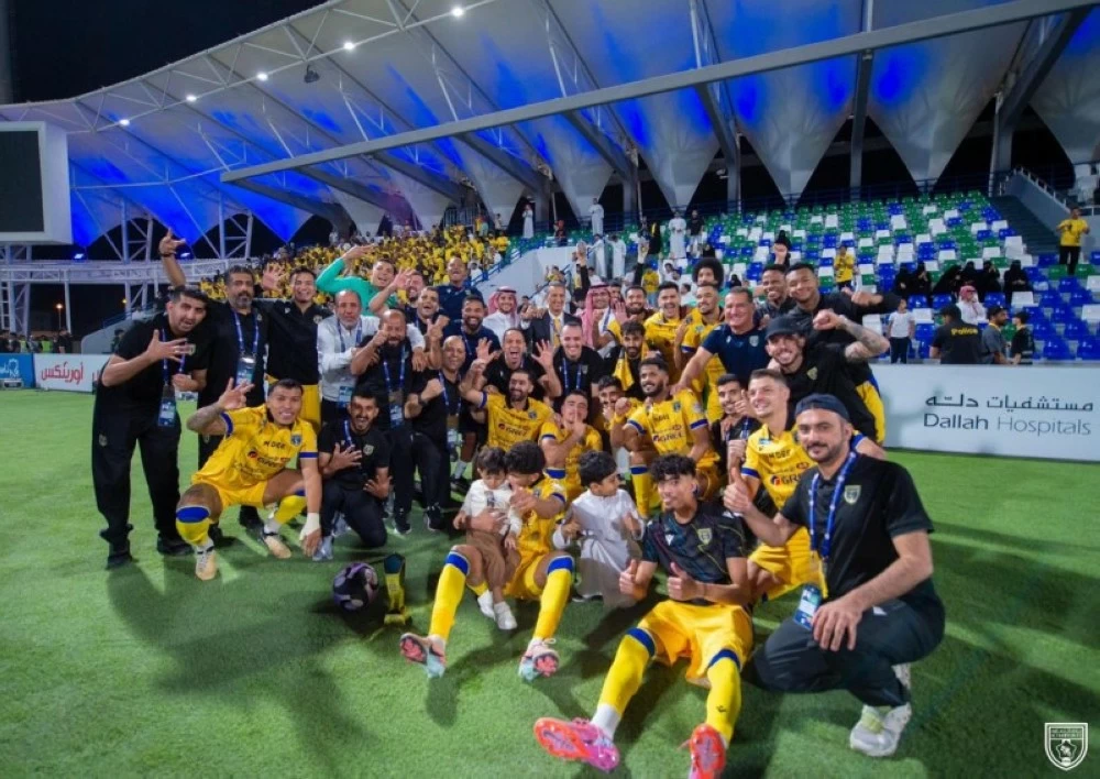 التعاون يحقق أرقاماً قياسية في دوري المحترفين