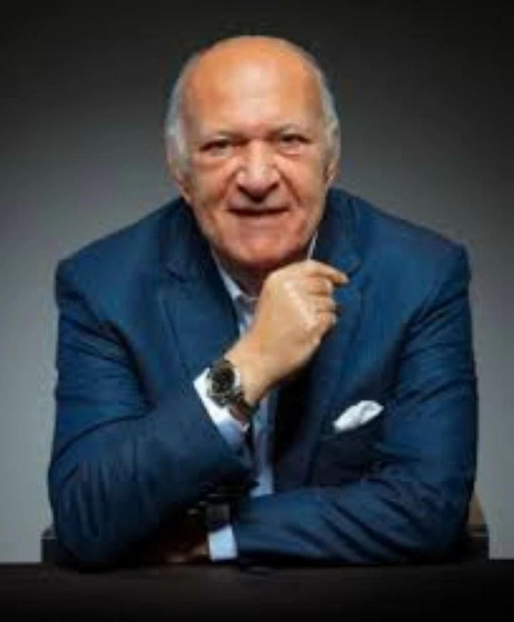 أزمة صحية مفاجئة للموسيقار عمر خيرت