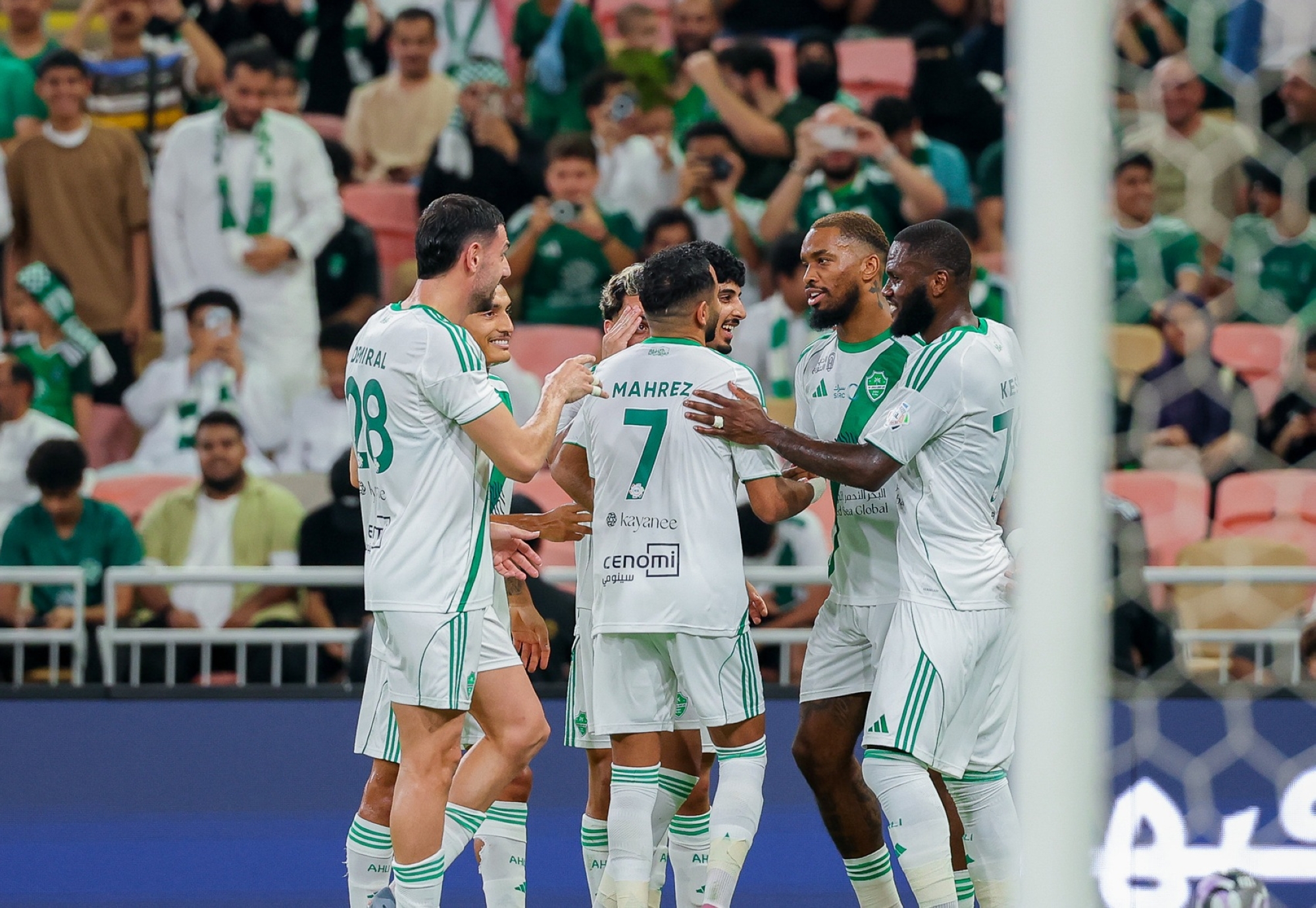 الأهلي يواجه الشرطة في مواجهة حاسمة بدوري أبطال آسيا