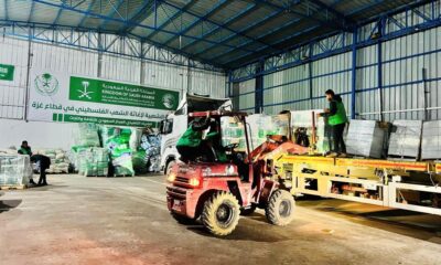 قافلة إغاثية سعودية جديدة تصل غزة لمواجهة الأزمة الإنسانية