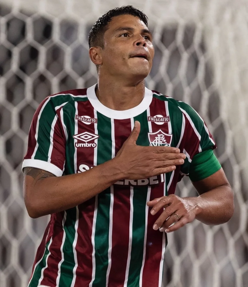 تياجو سيلفا في بورتو: عودة أسطورة الدفاع إلى الملاعب الأوروبية