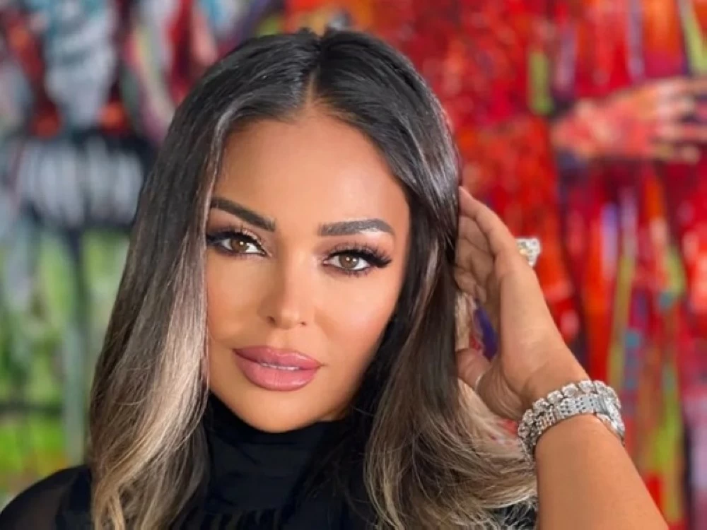 داليا البحيري تكشف خضوعها لعملية شد وجه وتجميل الجفون