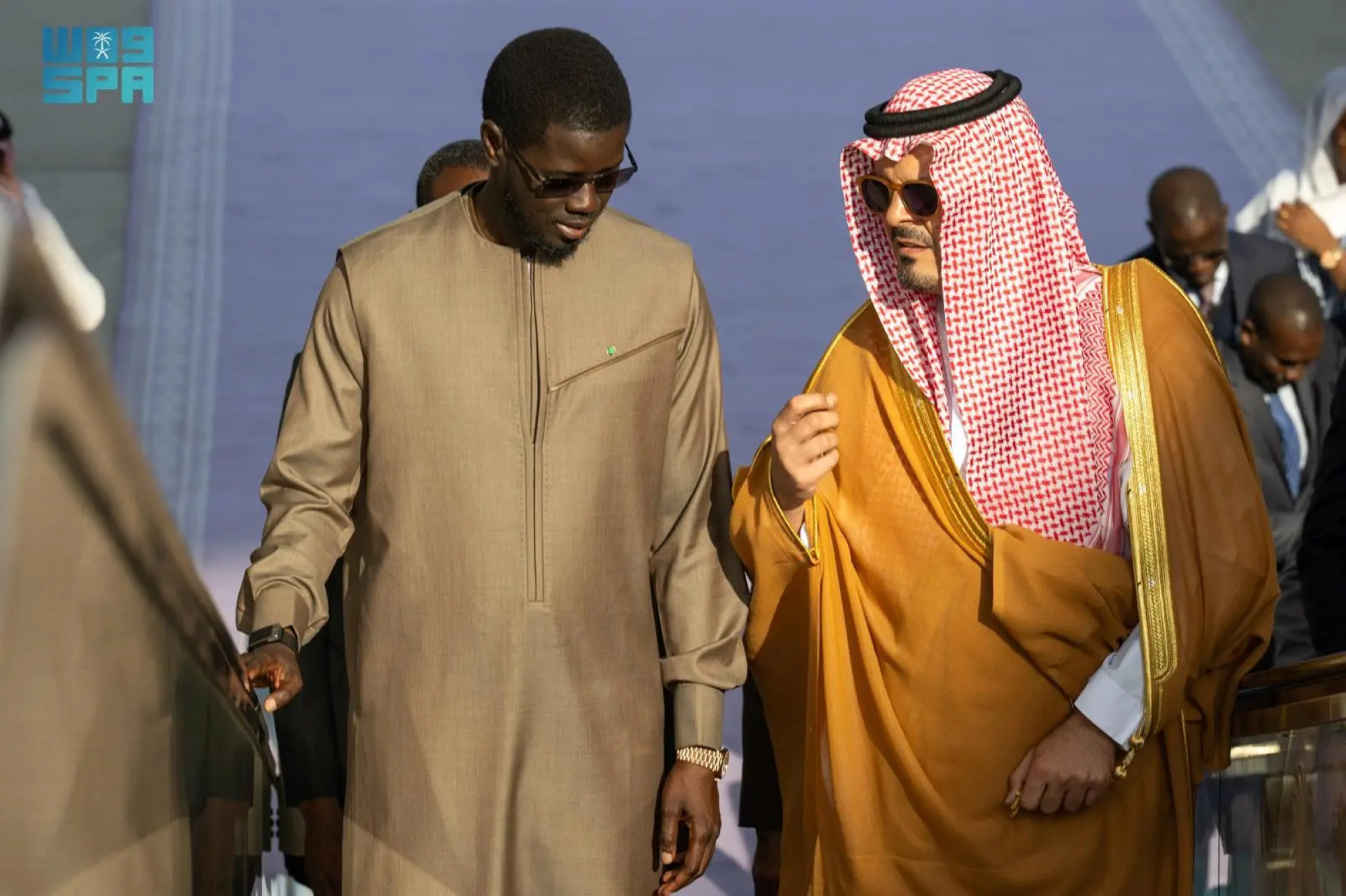 رئيس السنغال يصل جدة لتعزيز العلاقات مع السعودية