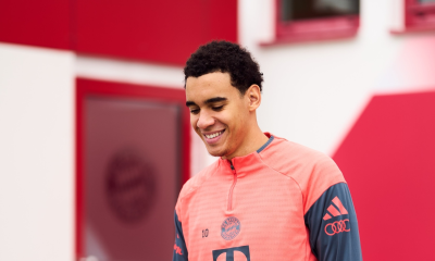 بايرن ميونخ يستعيد جمال موسيالا قبل مواجهة لايبزيج الحاسمة