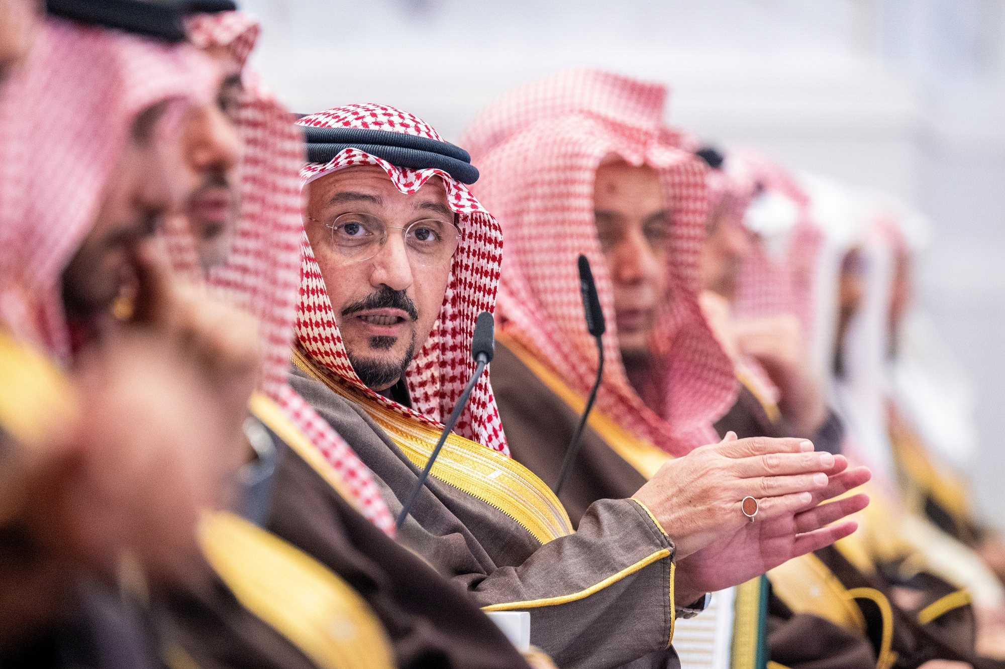 أمير القصيم يوجه بتعزيز التكامل الصحي تحقيقاً لرؤية 2030