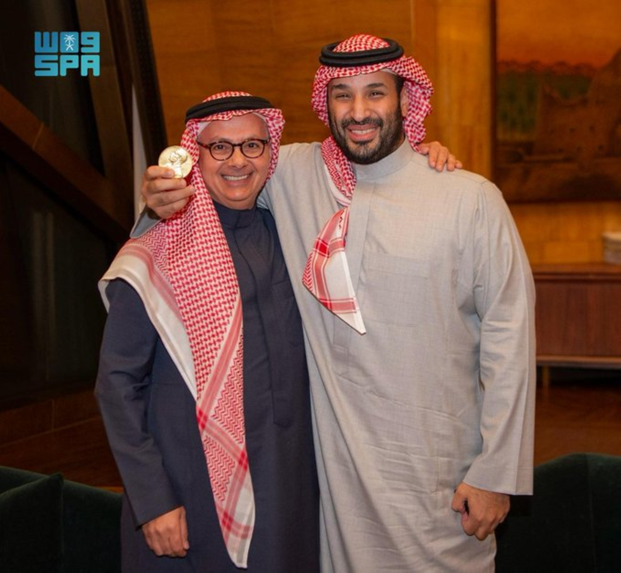 ولي العهد يكرم البروفيسور عمر ياغي الفائز بنوبل للكيمياء 2025