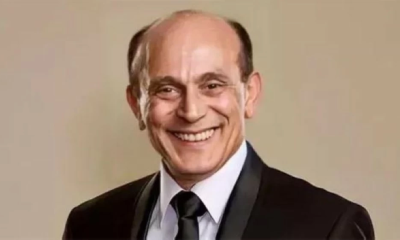 Mohamed Sobhi suffers a heart attack and is taken to the hospital