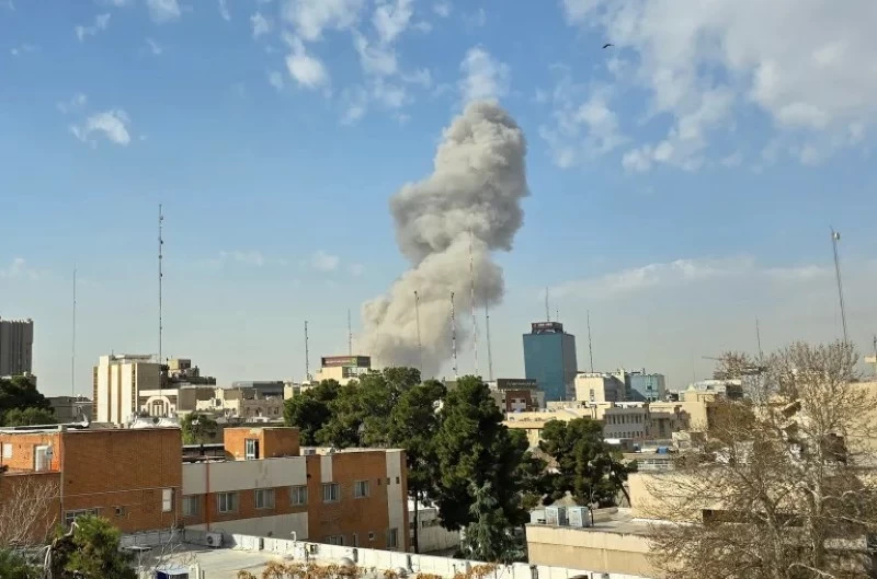 Iranian Defense Minister Killed and Khamenei's Headquarters Bombed in Widespread Attack
