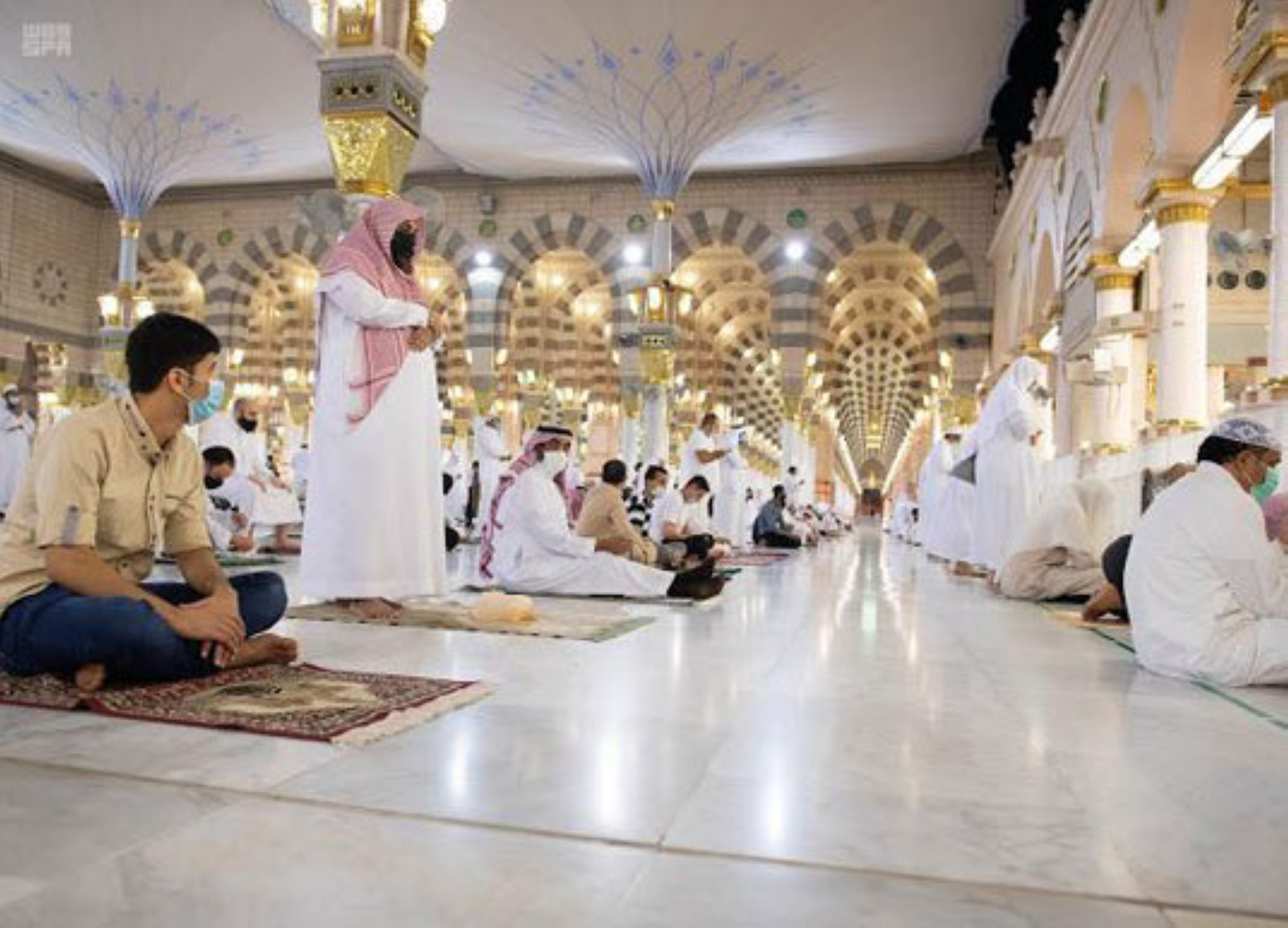 جدول صلاتي التراويح والتهجد بالحرمين لرمضان 1447هـ