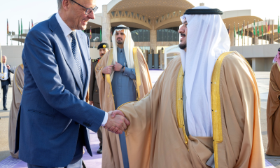 المستشار الألماني فريدريش ميرتس يغادر الرياض بعد زيارة رسمية