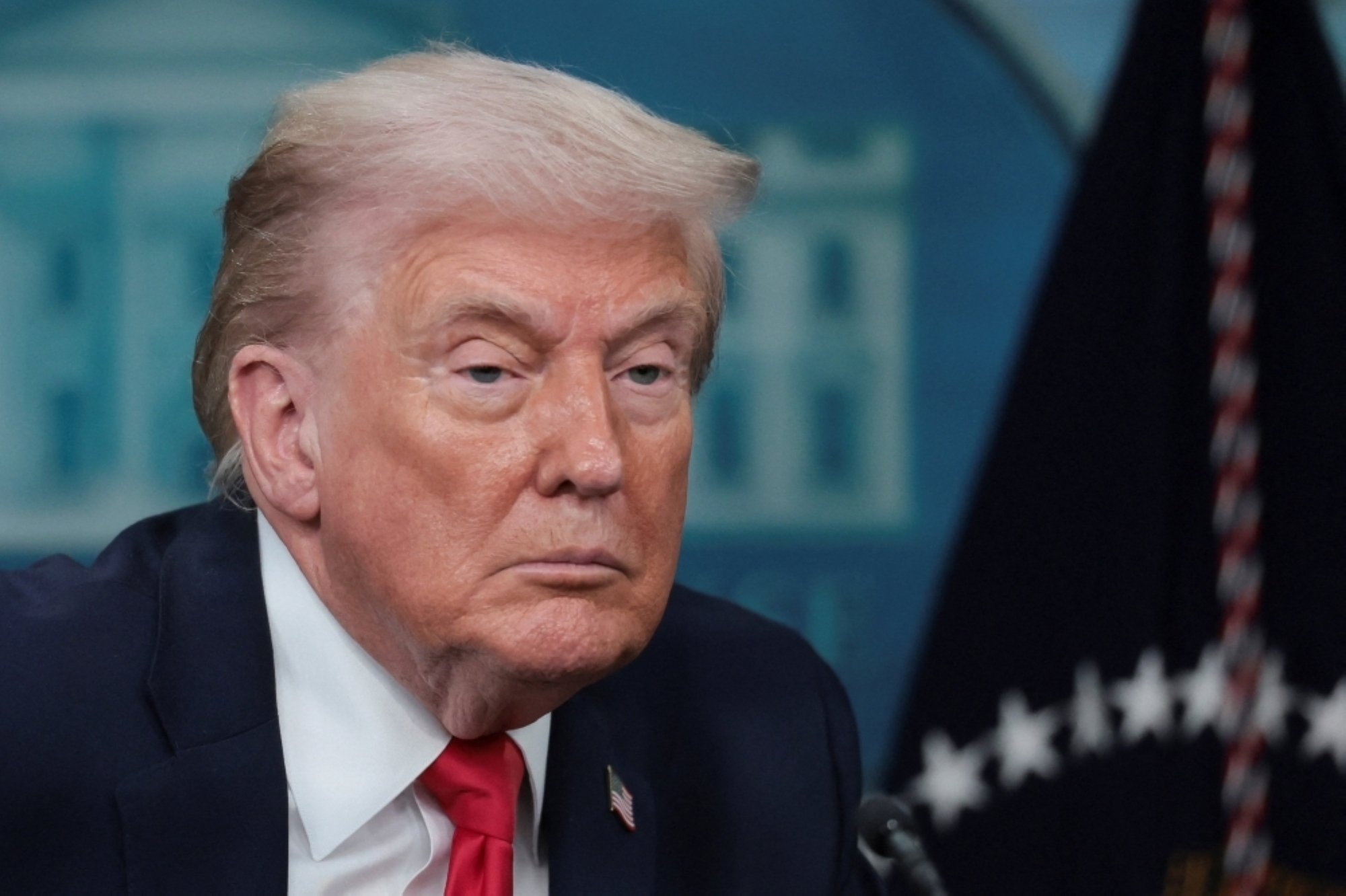 ترامب يمهل إيران 10 أيام: اتفاق نووي أو عواقب وخيمة