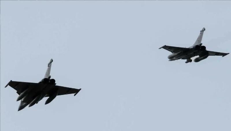 قطر تسقط طائرتي سوخوي 24 وتتصدى لصواريخ باليستية ومسيرات