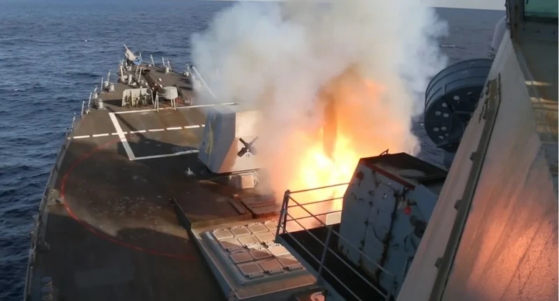 عملية الغضب الملحمي: أمريكا تضرب إيران بقاذفات الشبح لليوم الرابع